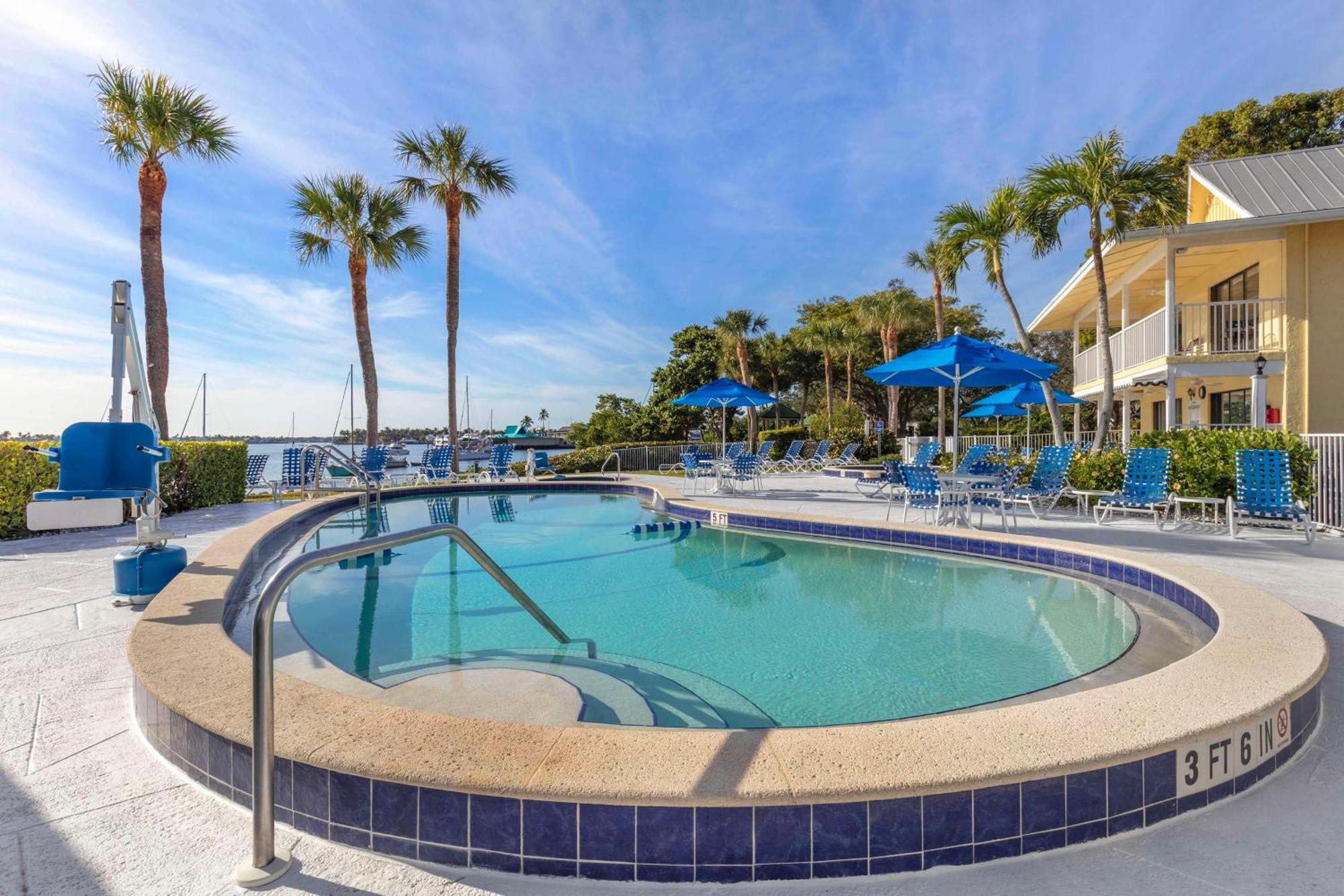 Hotel Hilton Vacation Club Charter Club Naples Bay Exterior foto